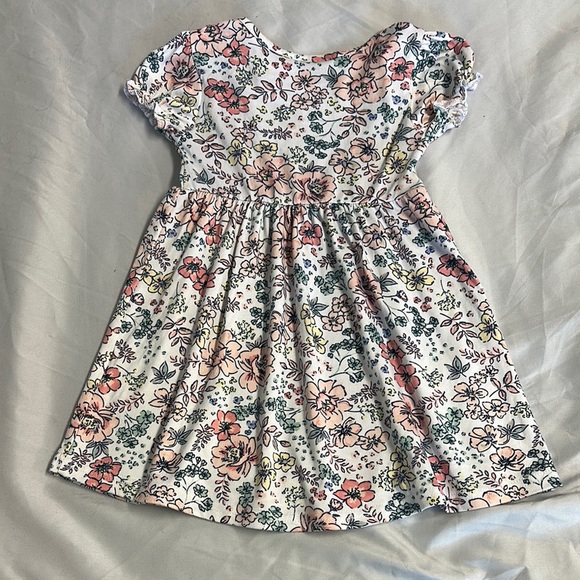 Picapino - White Cream Sundress with Puff Sleeves and Scoop Neck - Picture 3 of 3